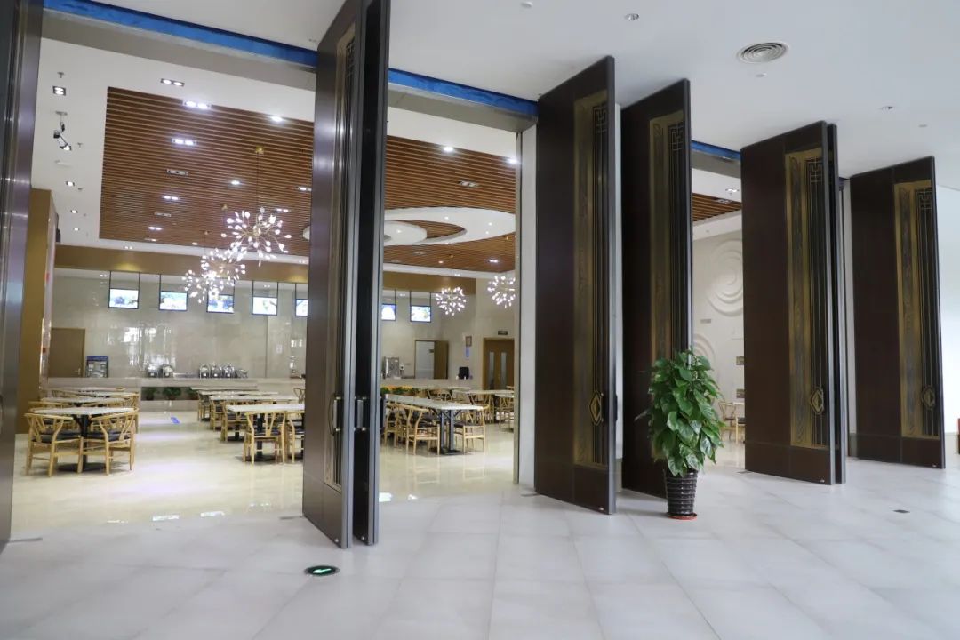 南海餐廳  位置：北區(qū)一層